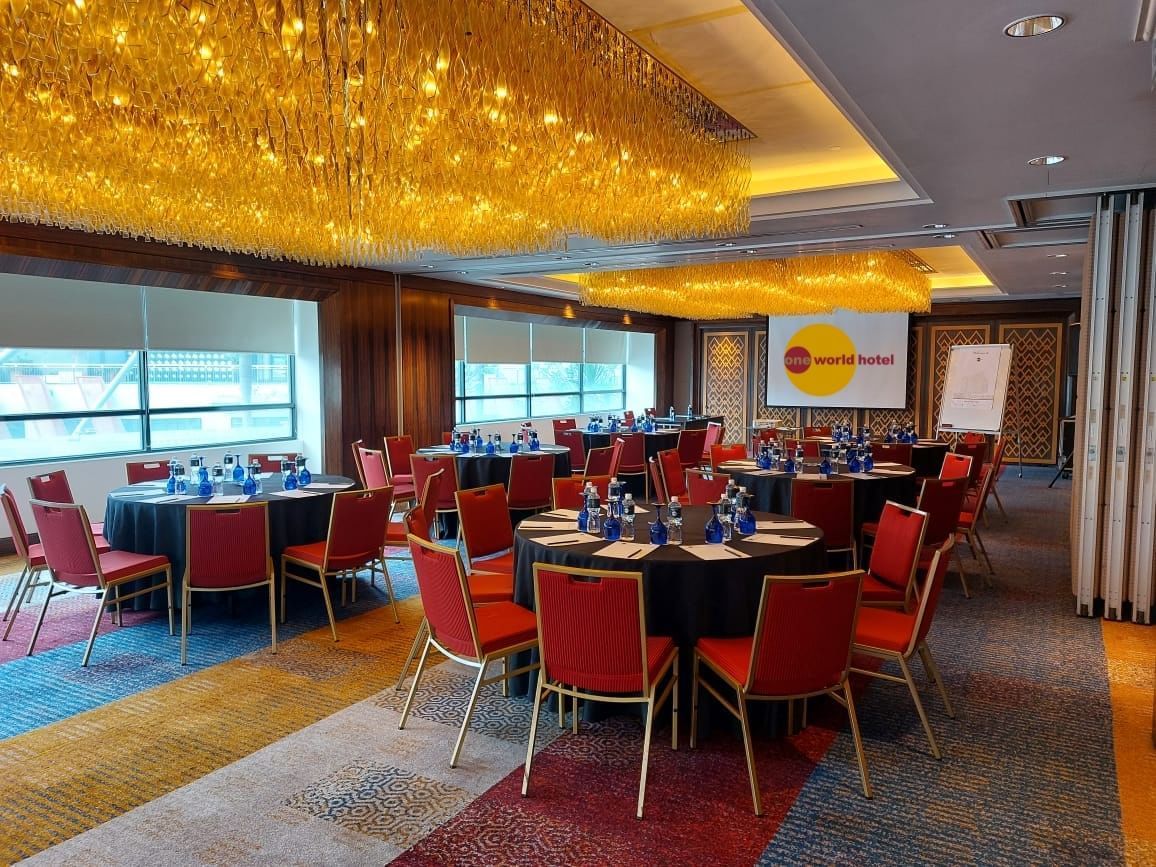 One World Hotel